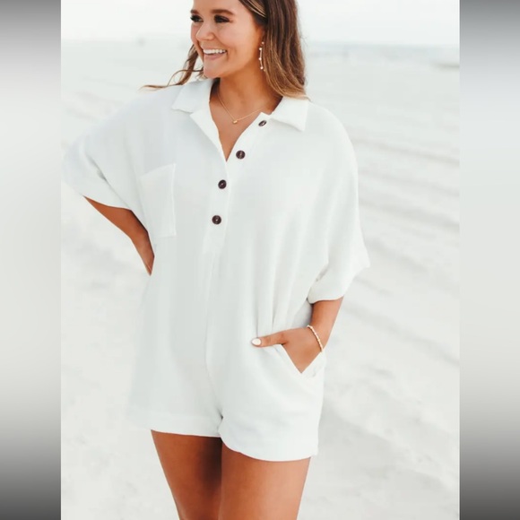 BUCKETLIST Pants - BUCKETLIST Sweater / textured romper- woman’s small